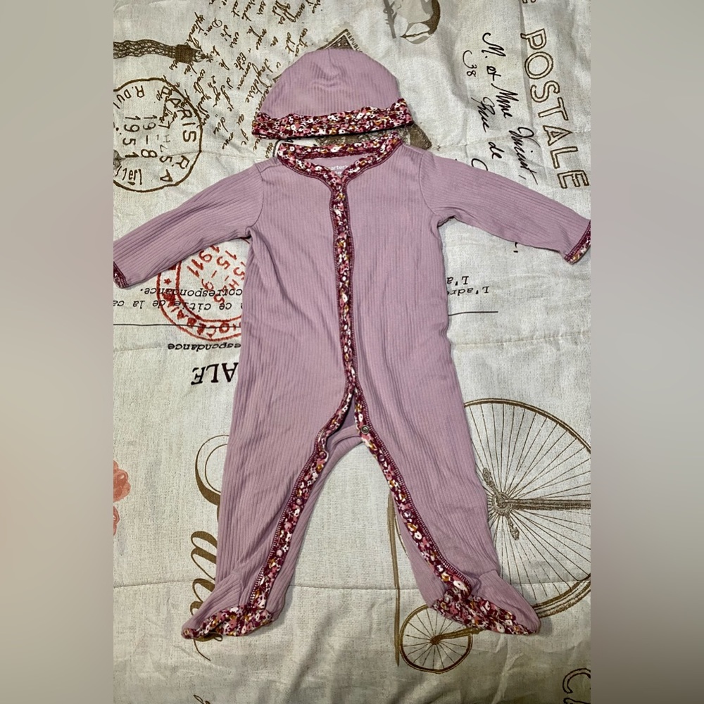 Carters onesie - Picture 3 of 3